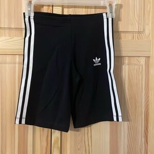 Kids cycling shorts   T2